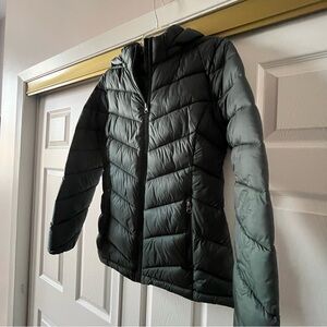 ❣️DONATED!❣️ Small Charter Club Dark Green Puffer coat
